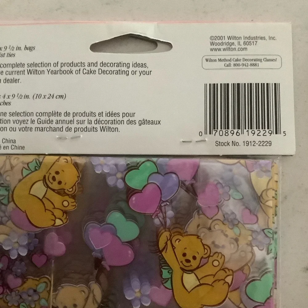 Y2k vintage Wilton party bags with ties 130 count Disney Pooh collection